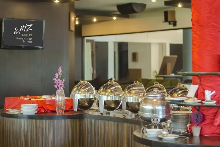 Сурабая: Whiz Residence Darmo Harapan Surabaya