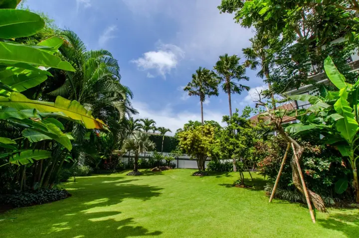 Wonderful 4BR villa 50 meters to the beach Canggu — фото 3