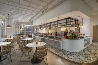 Сурабая: Kampi Hotel Tunjungan – Surabaya