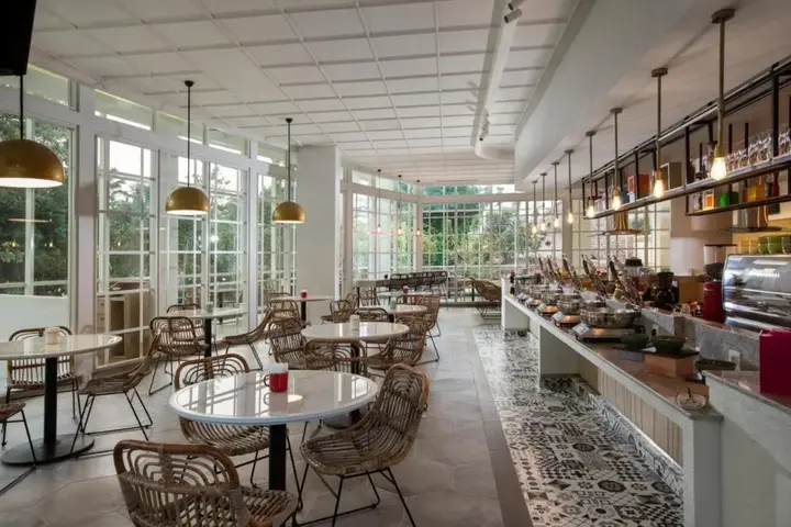 Сурабая: Kampi Hotel Tunjungan – Surabaya