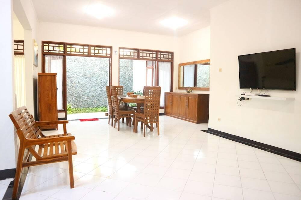Сенджиги: Lombok Escape Homestay