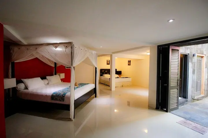 Сукасада: Le Mirage Villa Santai
