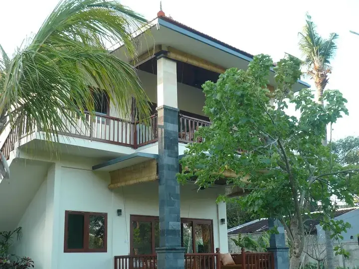 Бунутан: Villa Zukunft Babonsay