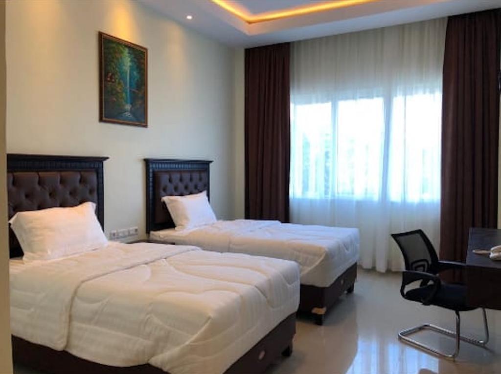 Бантаенг: Kirei Hotel Bantaeng