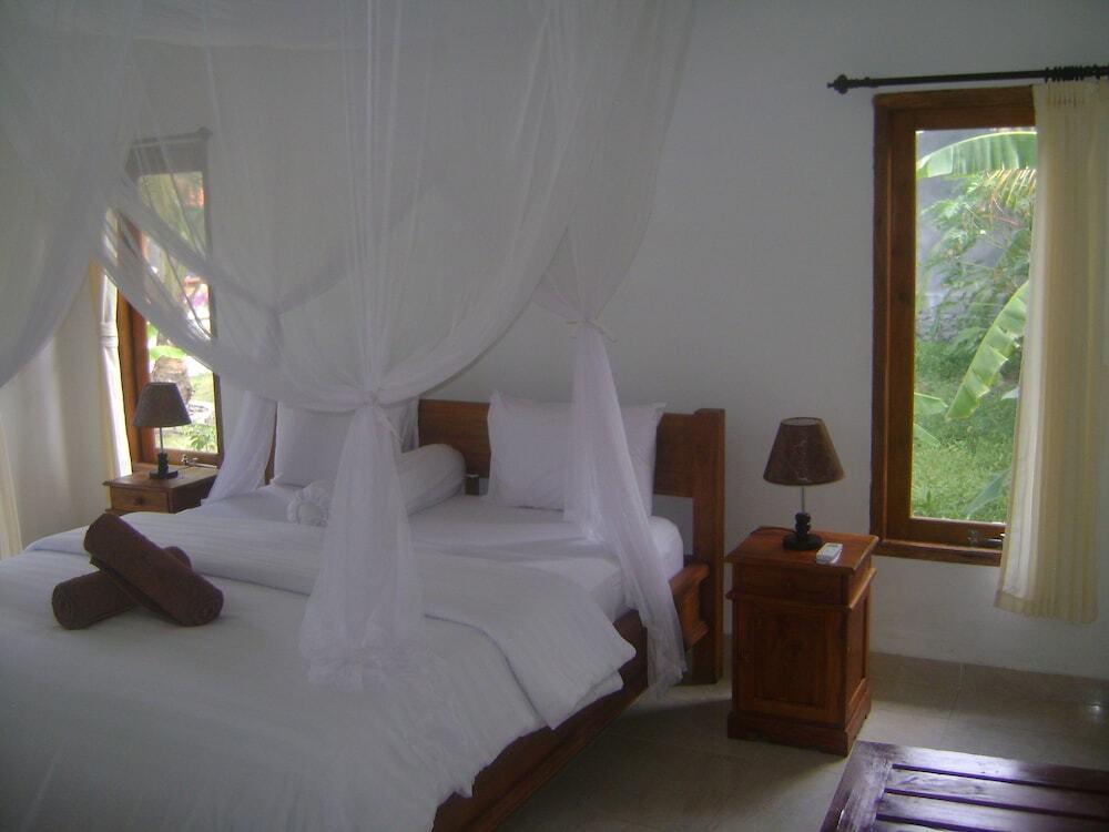 Бунутан: Villa Mangga Beach