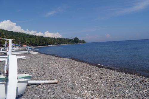 Бунутан: Villa Mangga Beach