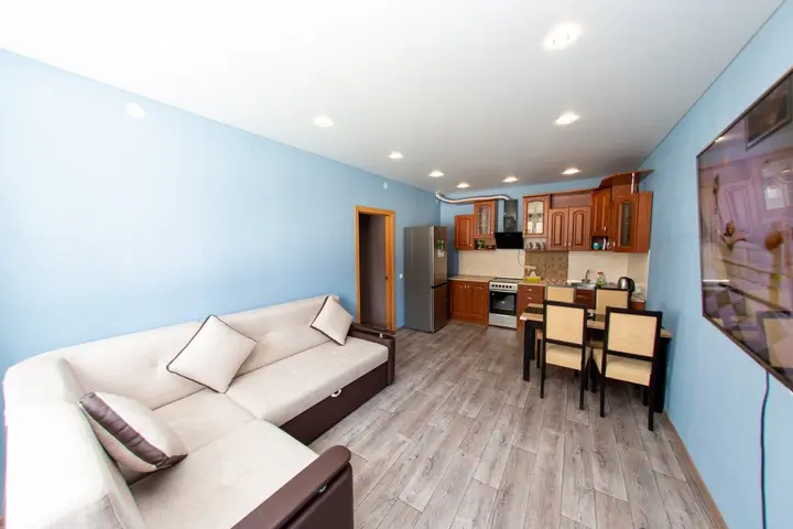 Южно-Сахалинск: Na Letney 7a apartments