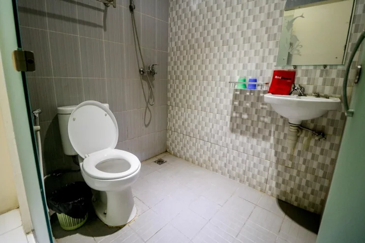 Банджармасин: RedDoorz near Pasar Tarapung Siring Banjarmasin
