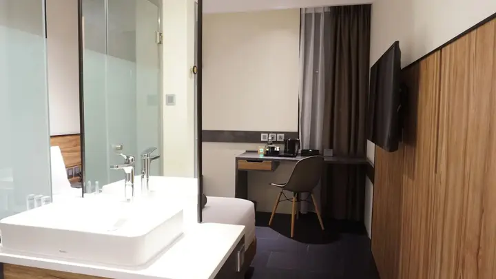 Джакарта: Erian Hotel