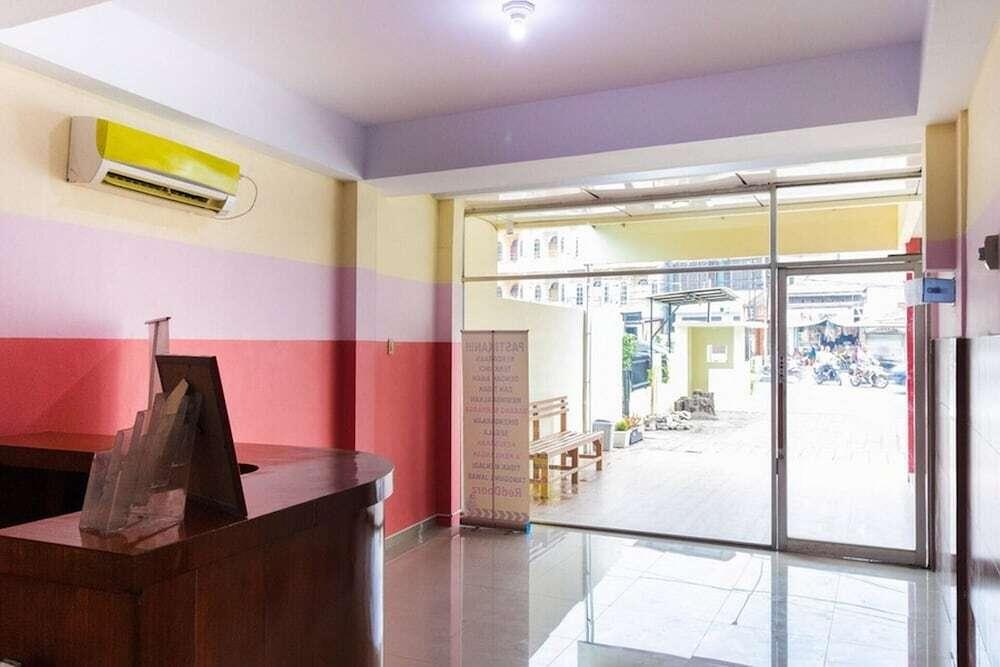 Медан: RedDoorz Plus @ Jalan Gatot Subroto Medan