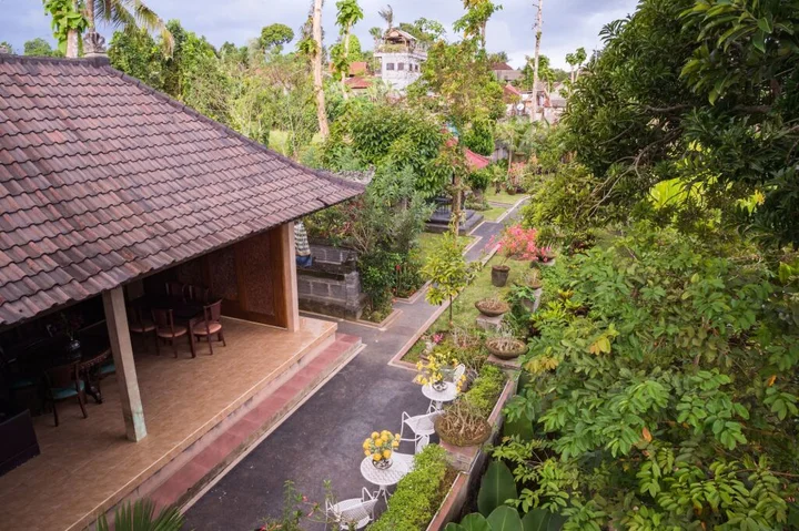 Сукавати: Villa Taman Sari