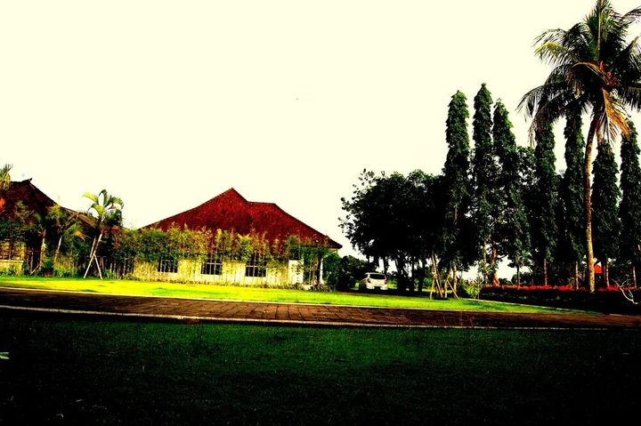 Табанан: Dhyanapura City Hotel
