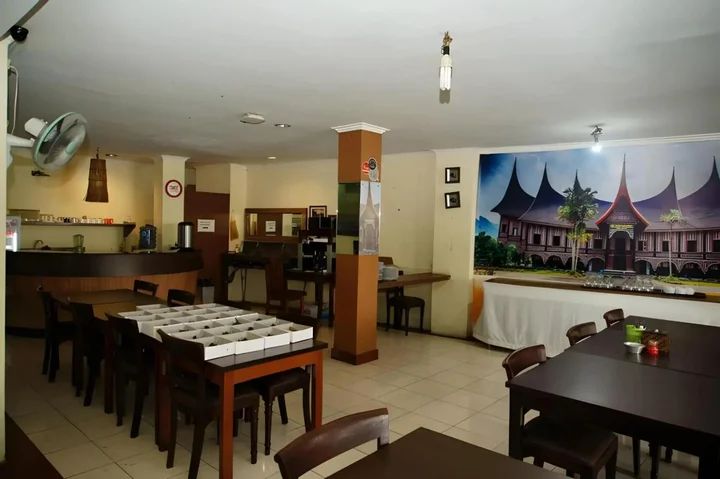 Джакарта: Hotel Nusantara Indah Syariah