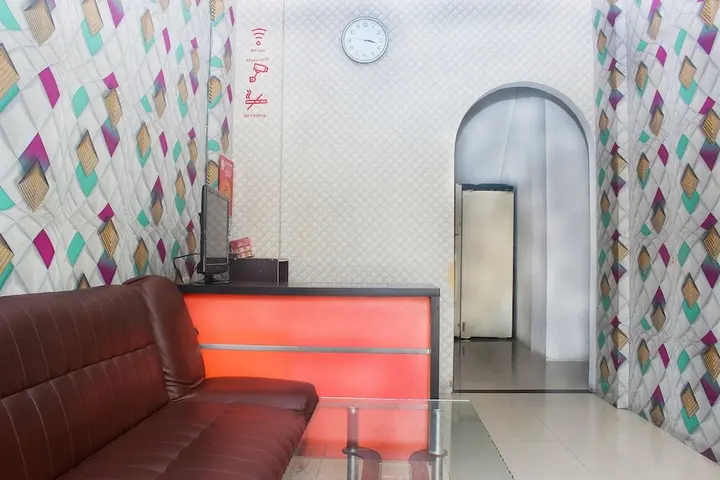 Джакарта: OYO 111 Grand Palace Resident