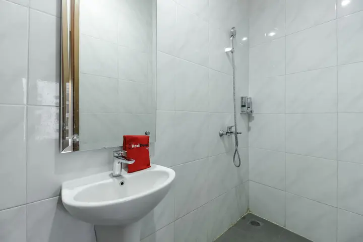 Джакарта: RedDoorz Plus near Tebet