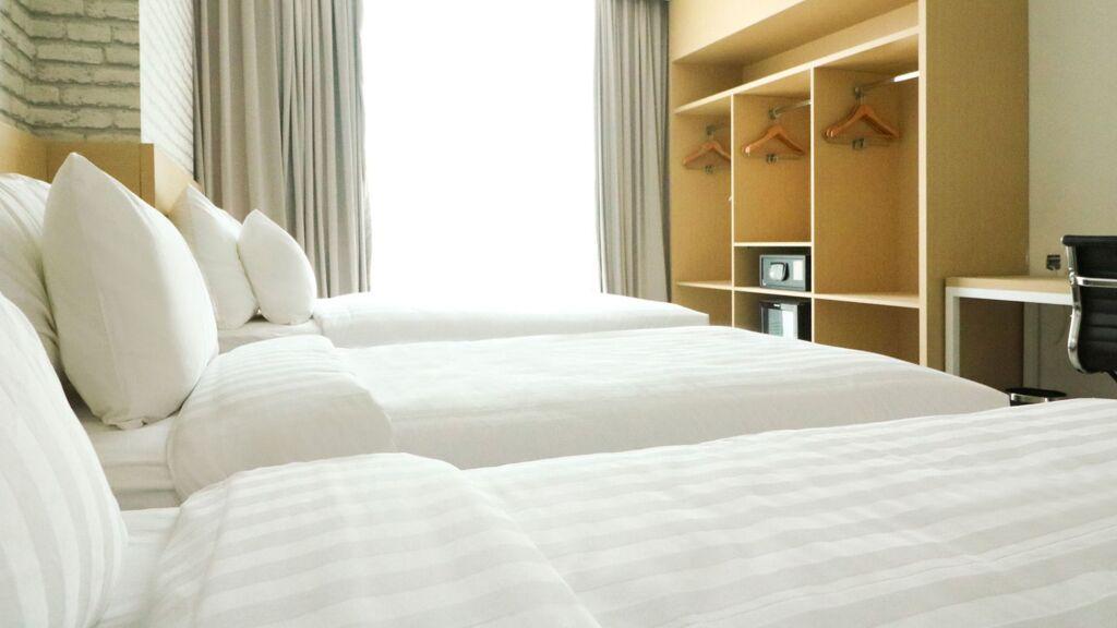 Сурабая: Palm Park Hotel Surabaya