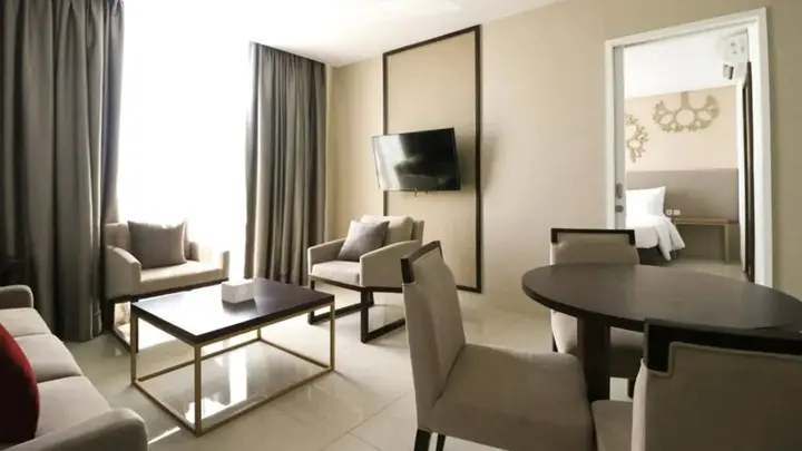 Сурабая: Palm Park Hotel Surabaya