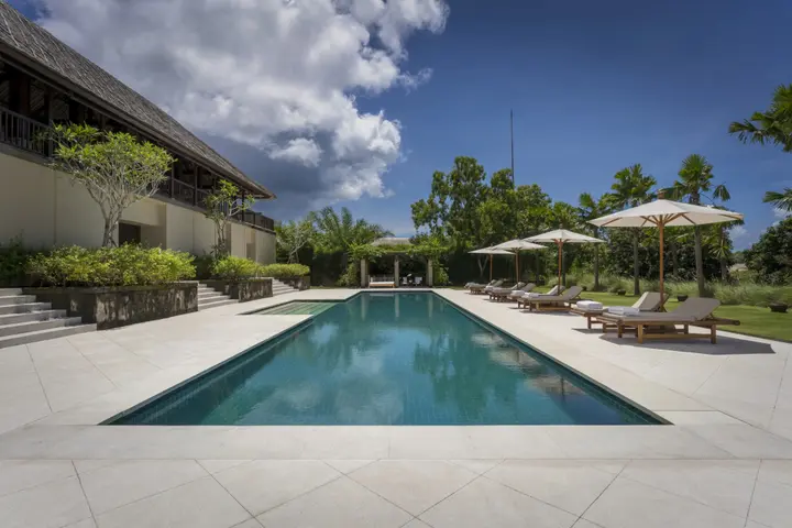 Беноа: REVĪVŌ Wellness Resort Nusa Dua Bali