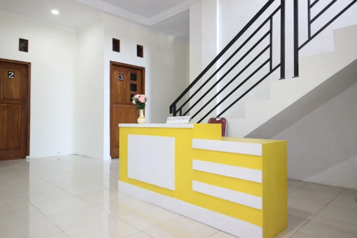 Батуретно: RedDoorz near UGM 3