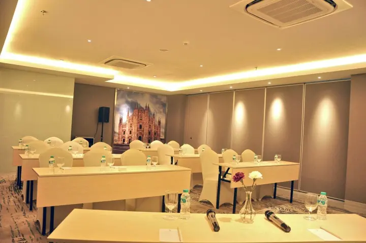 Джакарта: Grand Picasso Hotel