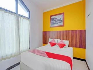 Семаранг: OYO 90426 Near Mall Ciputra 2