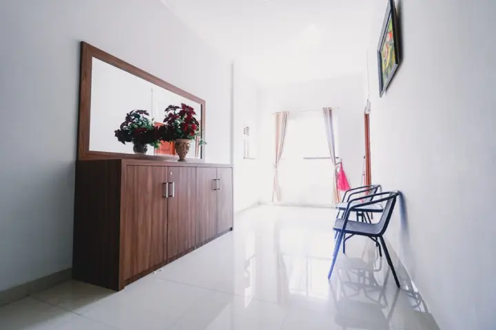 Медан: RedDoorz near Hermes Place Polonia Medan