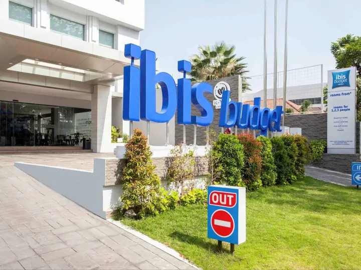 ibis budget Surabaya Diponegoro — фото 1