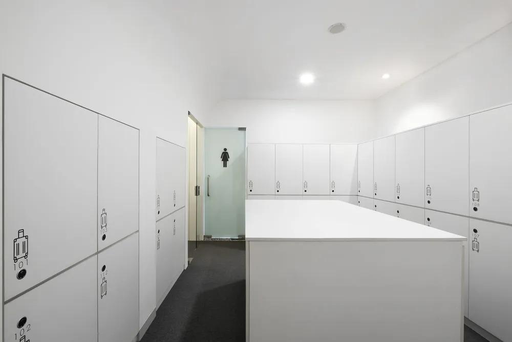 Джакарта: KINI Luxury Capsule - Hostel