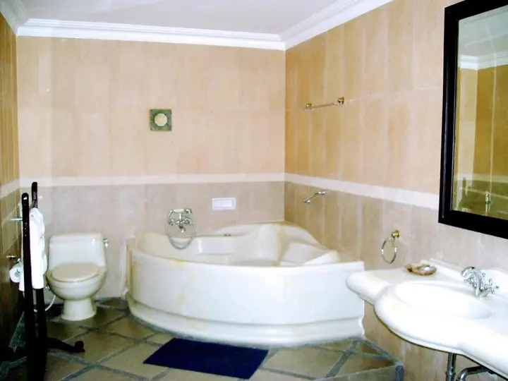 Тулунгагунг: Swaloh Hill Resort