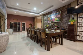 Маланг: RedDoorz near Taman Rekreasi Sengkaling