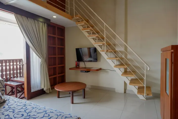 Депок: RedDoorz Plus near Hartono Mall 2