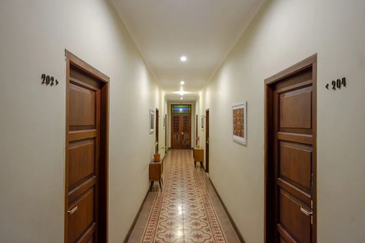 Депок: RedDoorz Plus near Hartono Mall 2