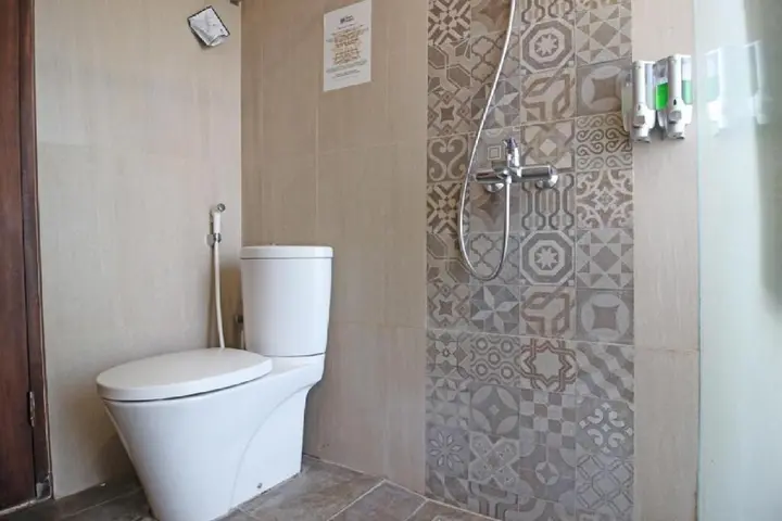 Депок: RedDoorz Plus near Hartono Mall 2