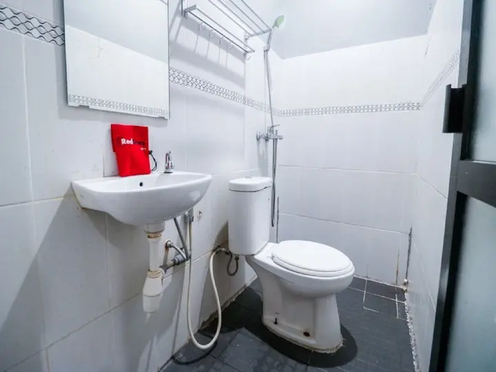 Баликпапан: RedDoorz near Terminal Batu Ampar
