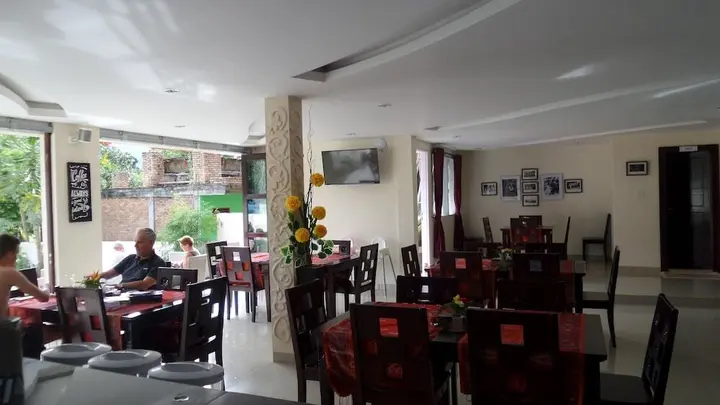 Озеро Тоба: Zoe's Paradise Waterfront Hotel