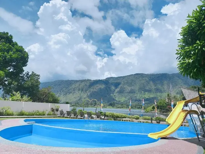 Озеро Тоба: Zoe's Paradise Waterfront Hotel