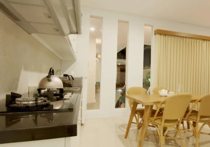 Керобокан: Apple Suite Apartment
