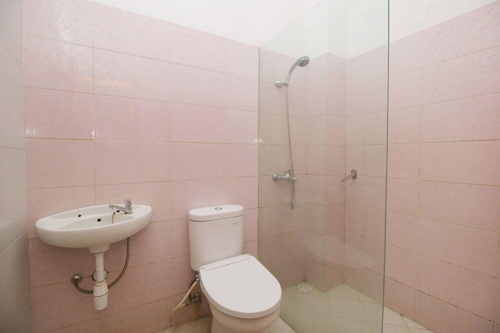 Маланг: RedDoorz @ Sawojajar