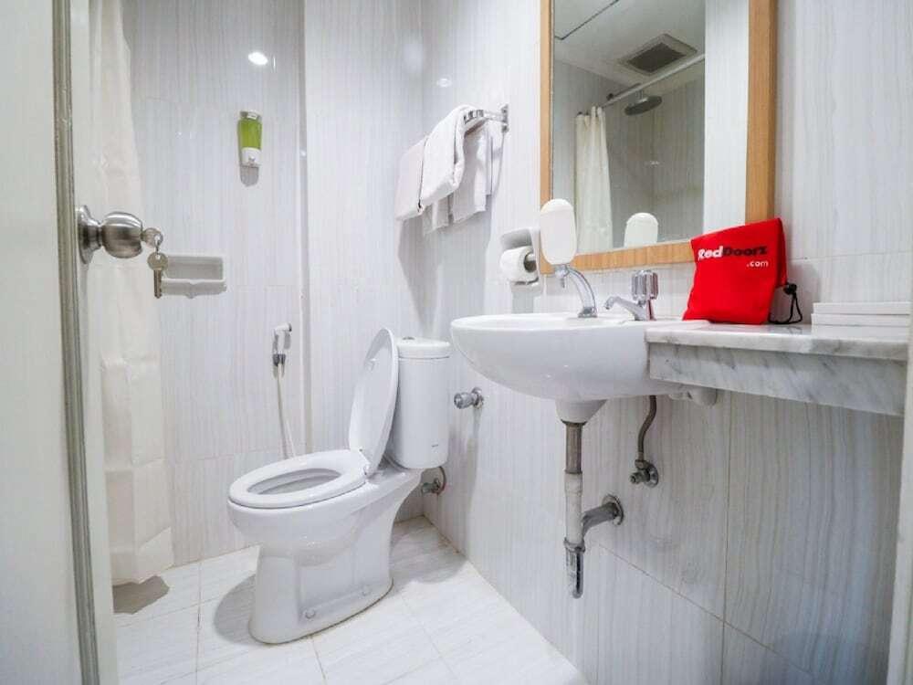 Джакарта: RedDoorz Plus near Senopati 2