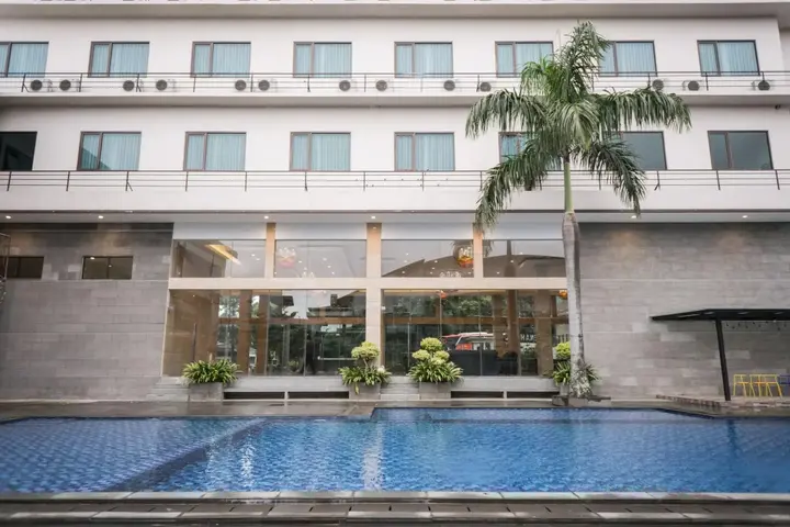 Бандунг: Novena Hotel