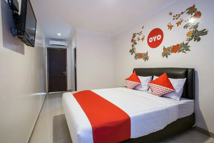 Сурабая: Super OYO 90642 Lancar Homestay Syariah