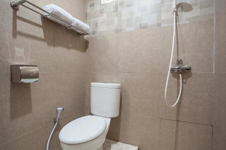 Сурабая: Super OYO 90642 Lancar Homestay Syariah