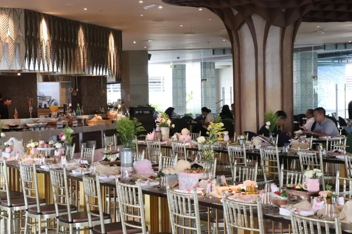 Сурабая: Morazen Surabaya