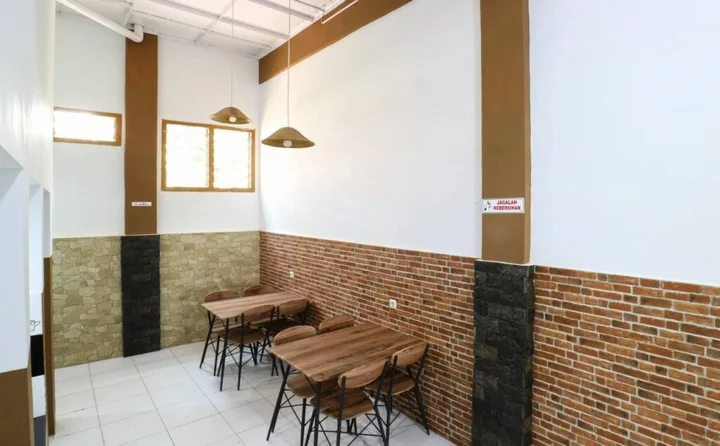 Маланг: Pondok Backpacker City Square