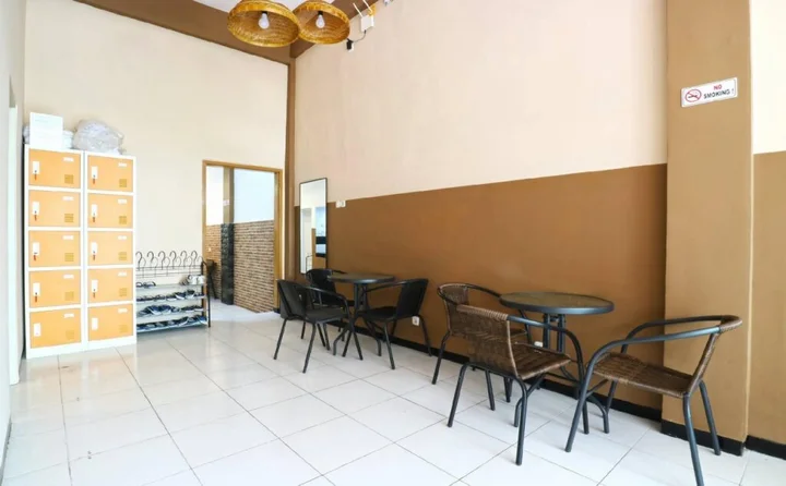 Маланг: Pondok Backpacker City Square