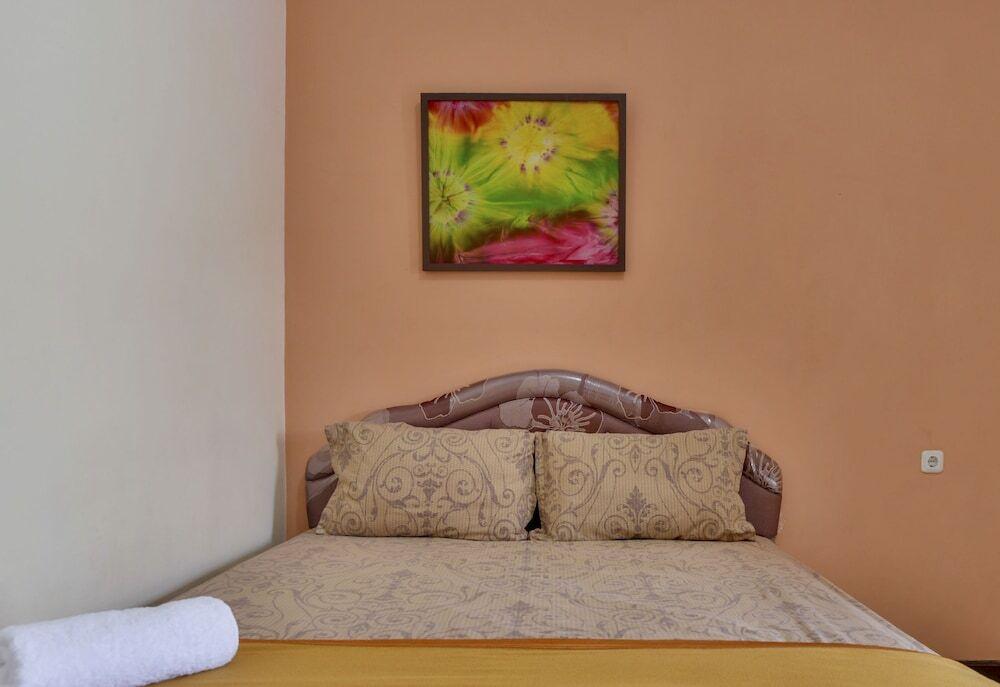 Депок: ZEN Rooms Depok Sleman Syariah