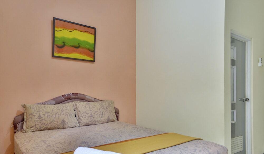 Депок: ZEN Rooms Depok Sleman Syariah