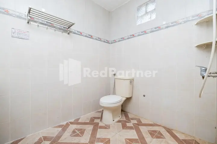 Сурабая: OYO 143 Dukuh Kupang Residence