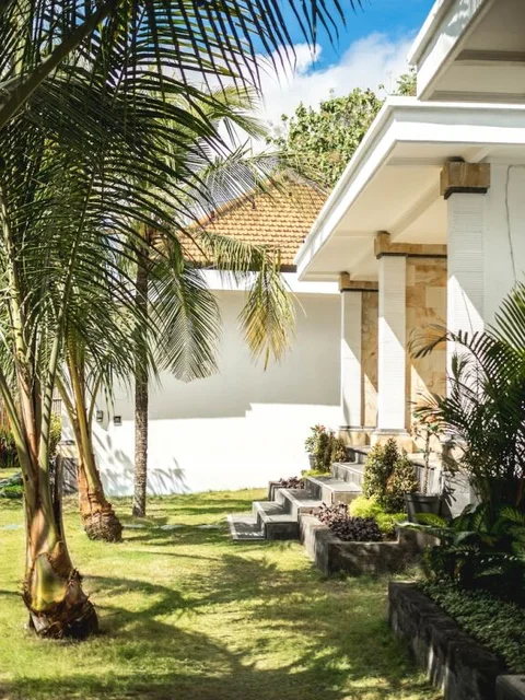 Пекату: Uluwatu Backpackers