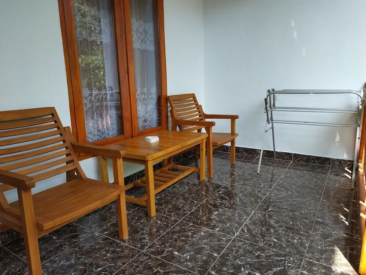 Гили-Мено: Bunga Baru Bungalow